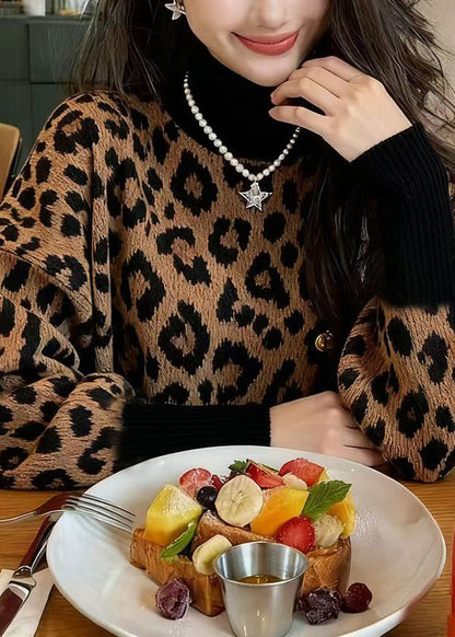 Polished Sweater with an Effortless Classic Look