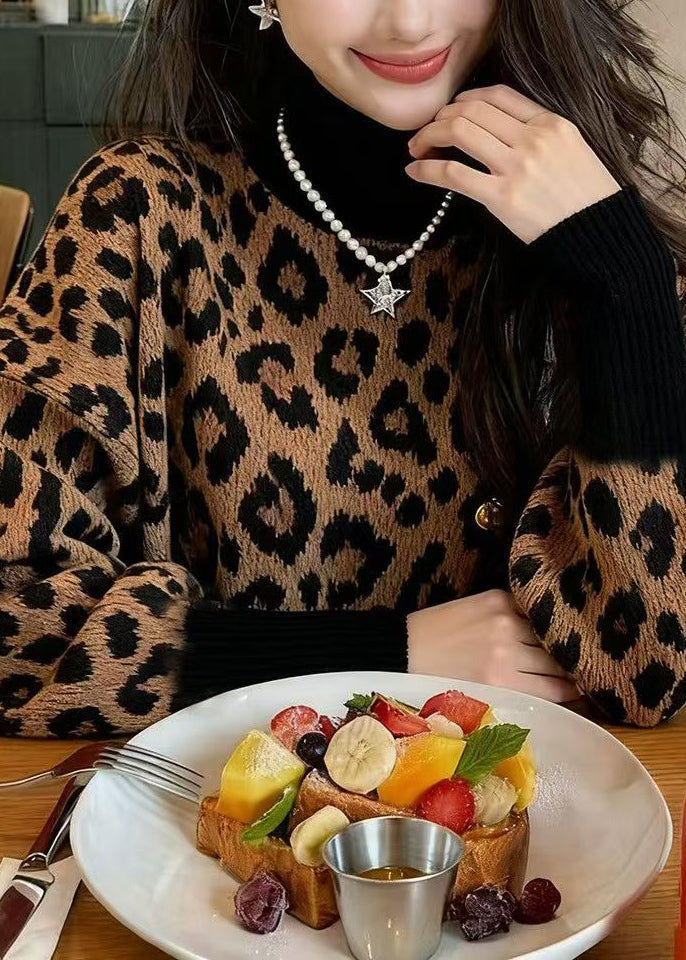 Polished Sweater with an Effortless Classic Look