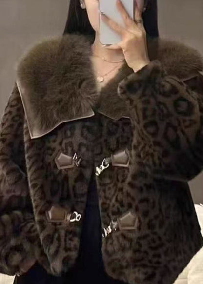 Beautifully Crafted Coat in a Classic Style