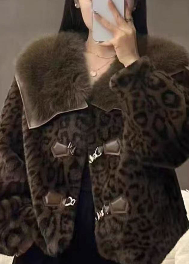 Beautifully Crafted Coat in a Classic Style