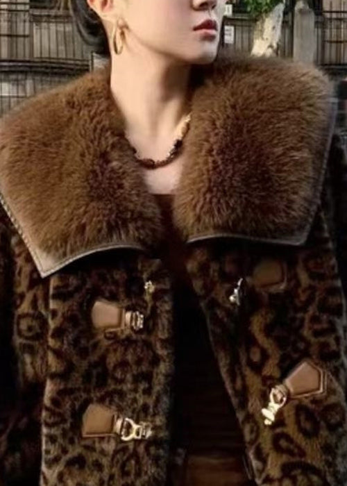 Beautifully Crafted Coat in a Classic Style