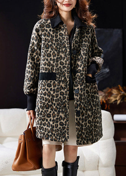 Classic Vintage Coat with a Flattering Fit