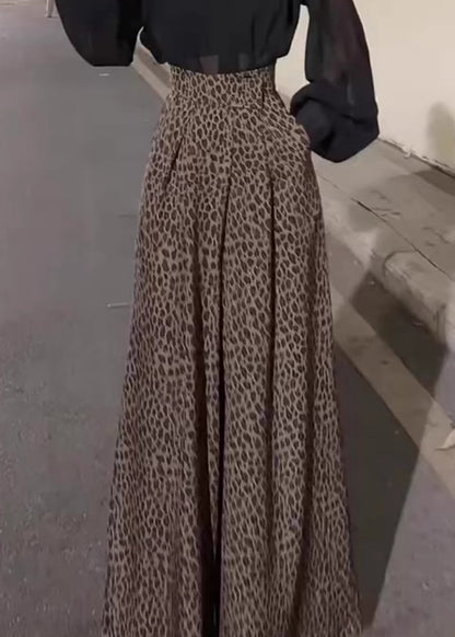 Classic Vintage Pants with a Flattering Fit