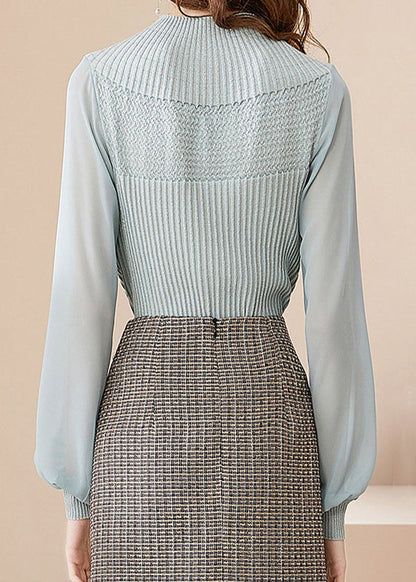 Classic Vintage Sweater with a Flattering Fit