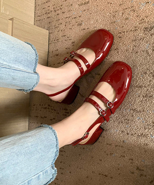 Graceful Orthopedic Sandals for Modern Look