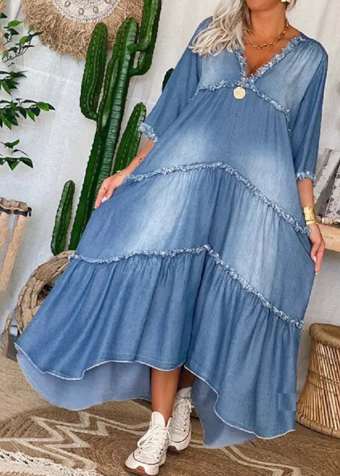 Classic Vintage Dress with a Flattering Fit