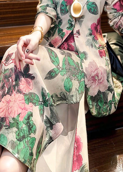 Gracefully Styled Garment for Any Occasion