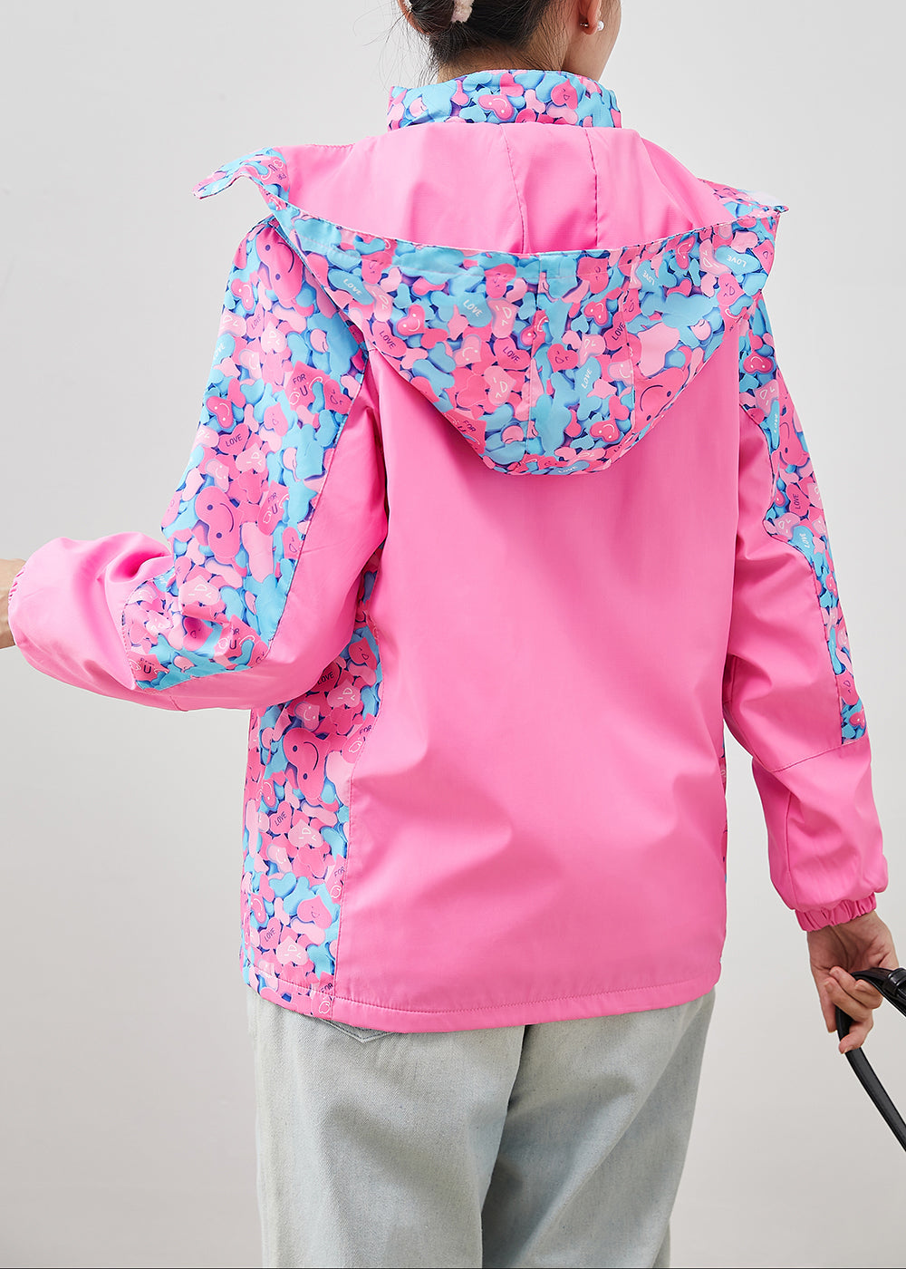 Effortlessly Elegant Coat with a Timeless Design