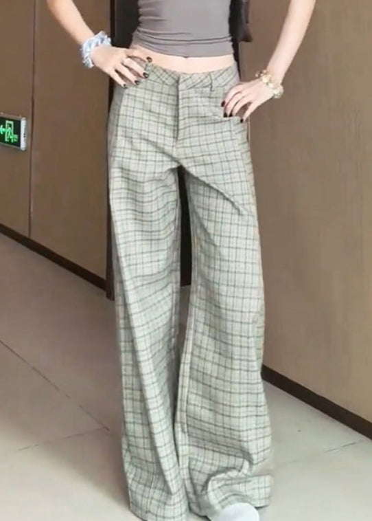 Sophisticated Pants with a Clean Classic Look