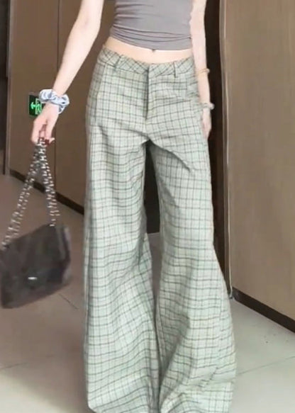 Sophisticated Pants with a Clean Classic Look