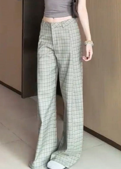 Sophisticated Pants with a Clean Classic Look