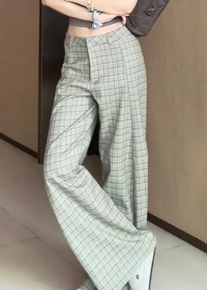 Sophisticated Pants with a Clean Classic Look