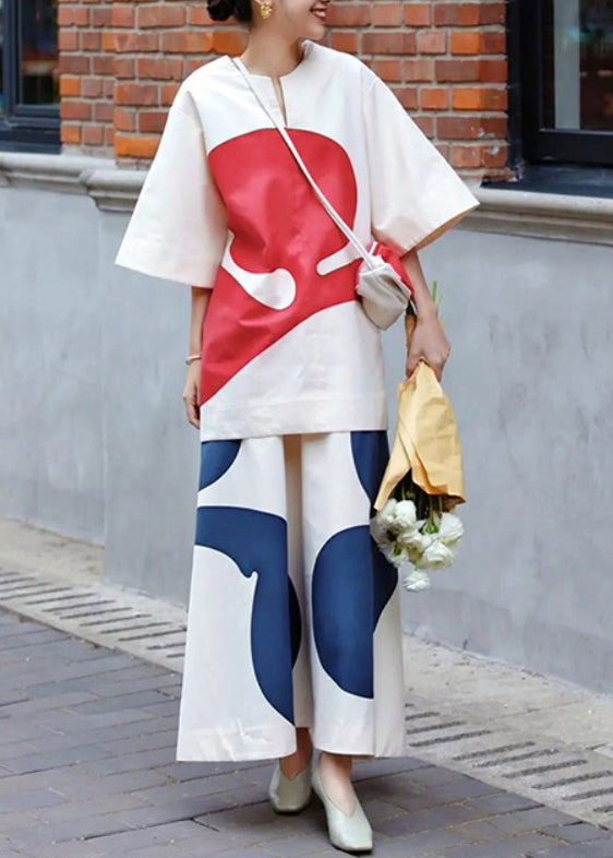 Effortlessly Elegant Top with a Timeless Design