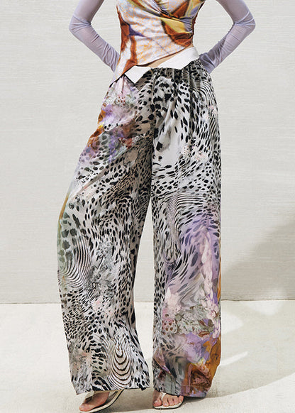 Well Tailored Pants with a Graceful Silhouette