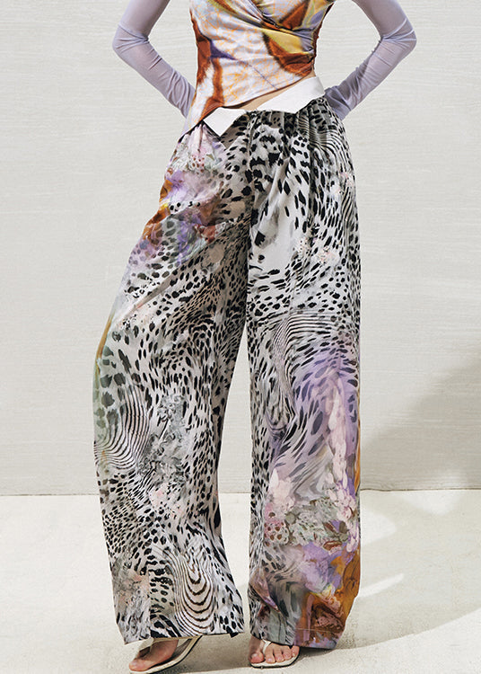 Well Tailored Pants with a Graceful Silhouette