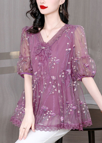 Well Tailored Top with a Graceful Silhouette