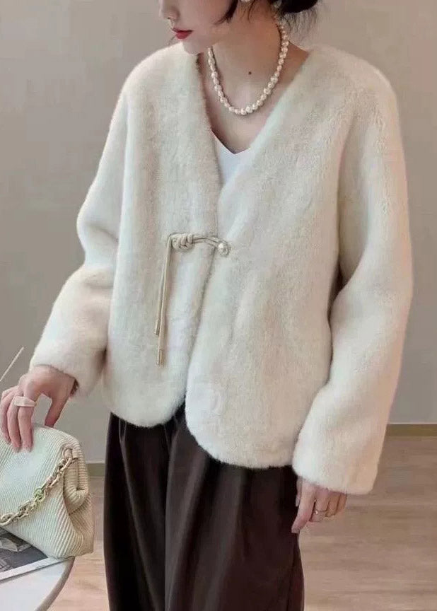 Classic Vintage Jacket with a Flattering Fit