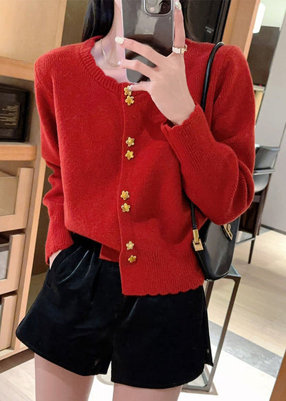Effortlessly Elegant Cardigan with a Timeless Design