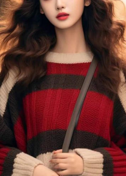 Classic Vintage Sweater with a Flattering Fit
