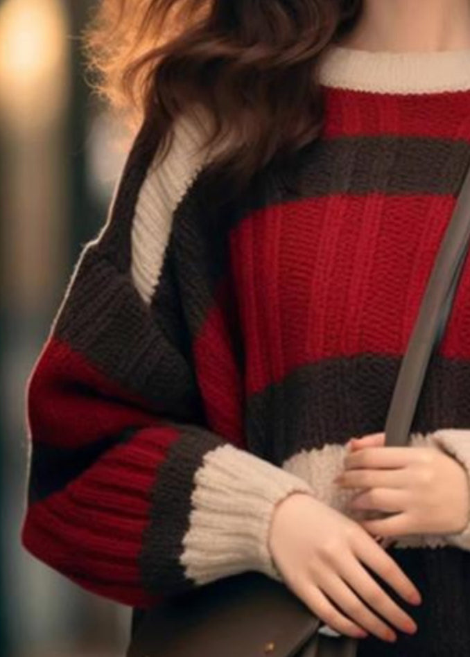 Classic Vintage Sweater with a Flattering Fit