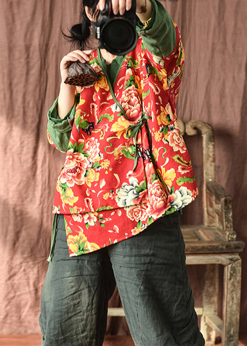 Well Tailored Coat with a Graceful Silhouette