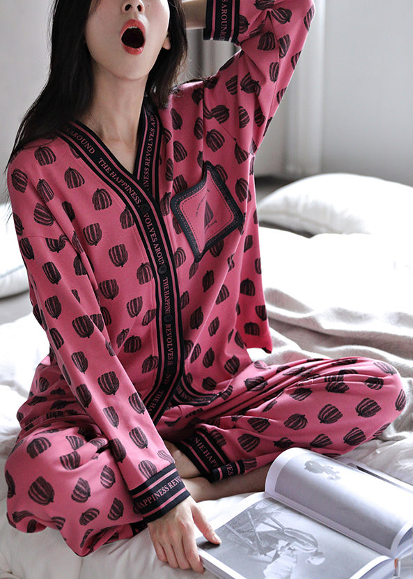 Well Tailored Garment with a Graceful Silhouette