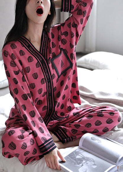 Well Tailored Garment with a Graceful Silhouette