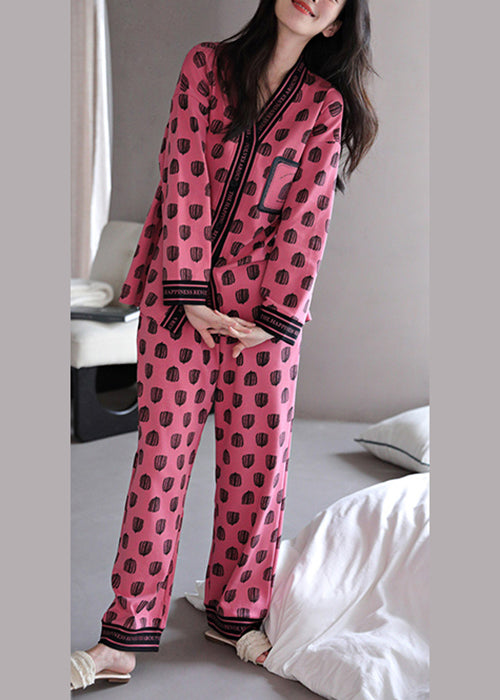 Well Tailored Garment with a Graceful Silhouette