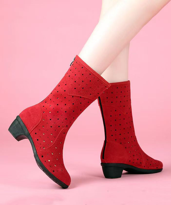 Graceful Orthopedic Boots for Modern Look