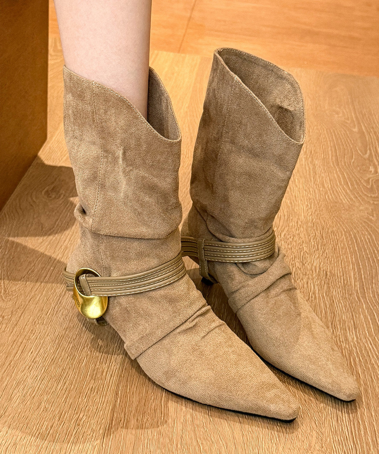 Chic Orthopedic Boots with Unique Design