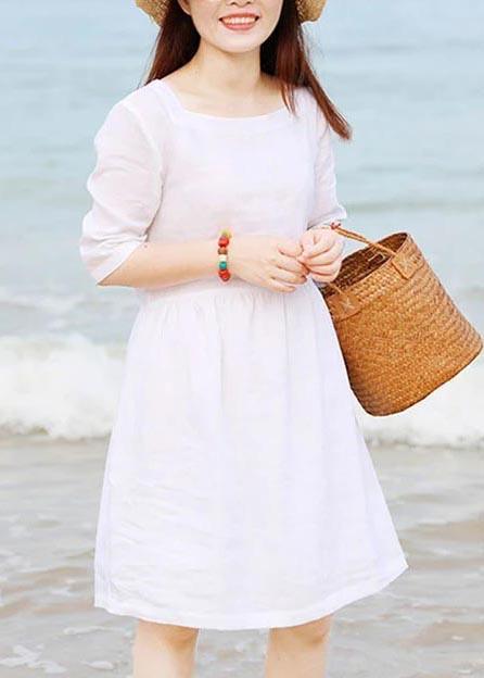 Well Tailored Dress with a Graceful Silhouette