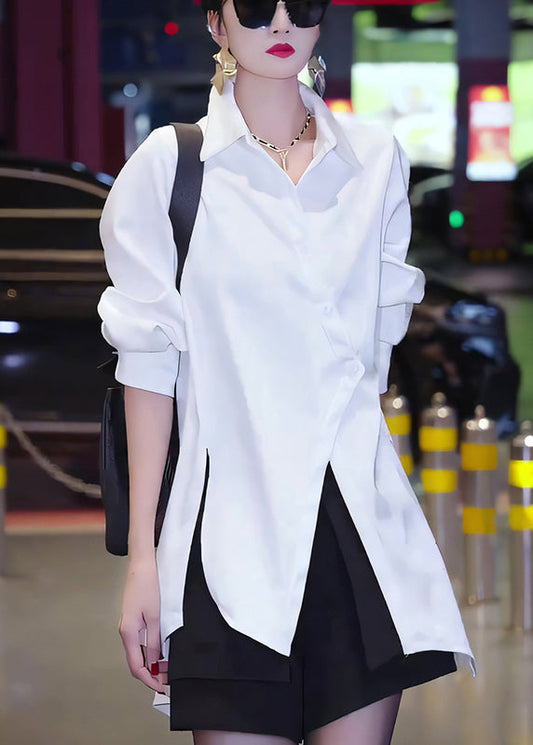 Well Tailored Blouse with a Graceful Silhouette