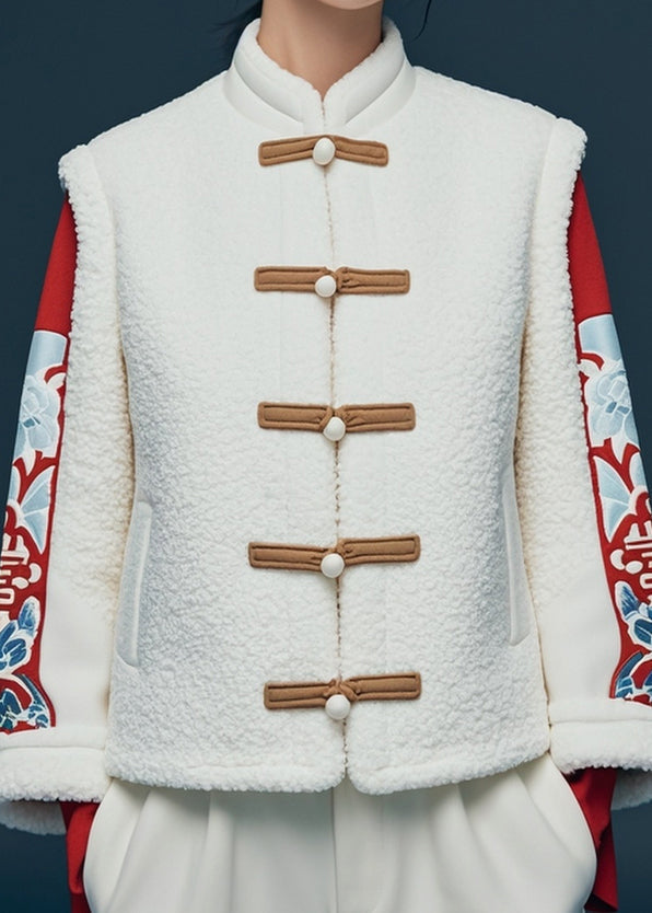 Gracefully Styled Coat for Any Occasion