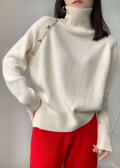 Beautifully Finished Sweater in a Timeless Design