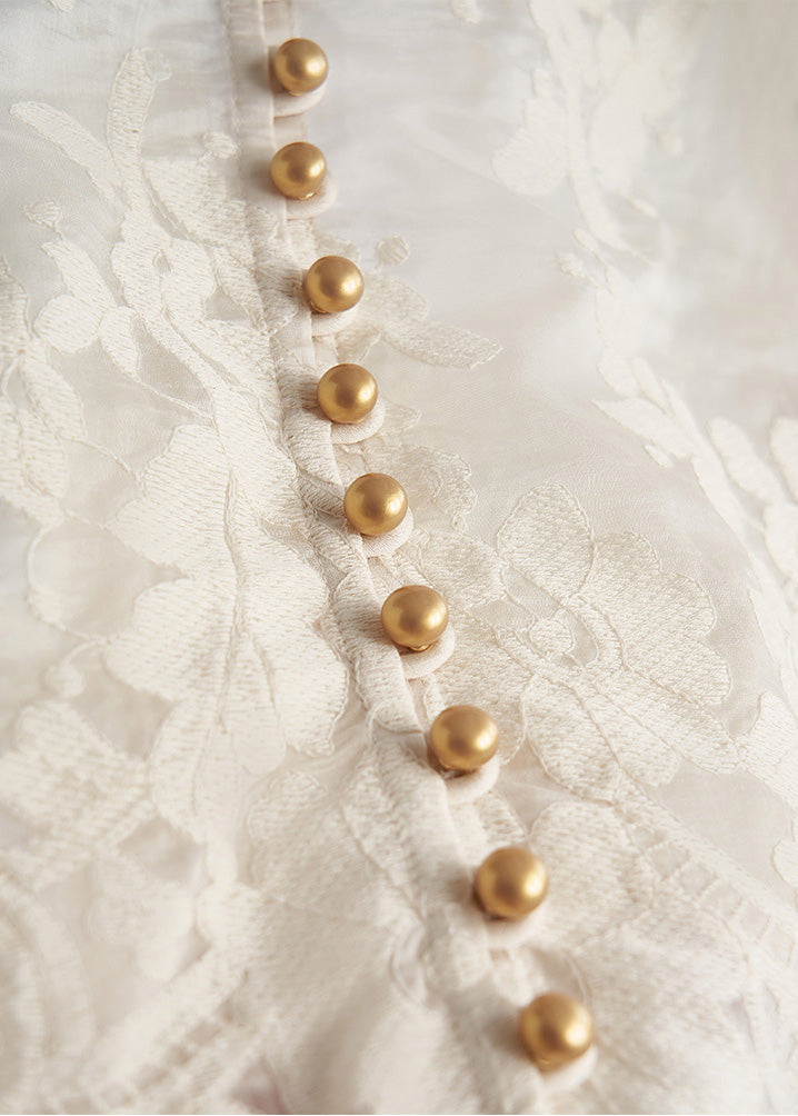 Classic Vintage Top with a Flattering Fit