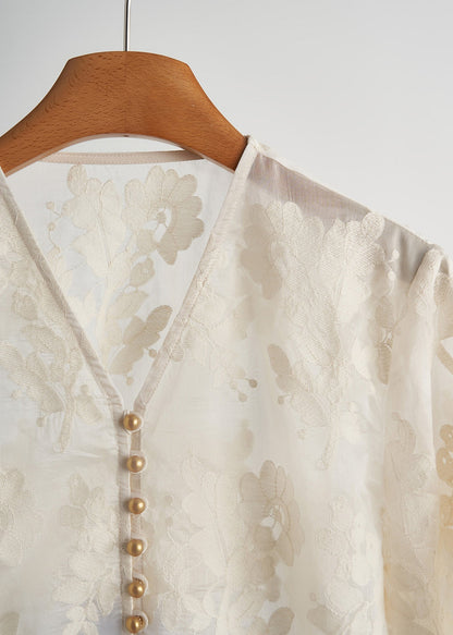 Classic Vintage Top with a Flattering Fit