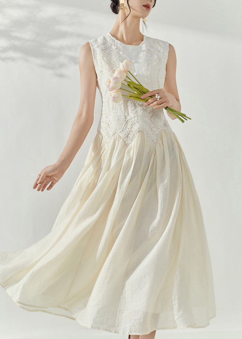 Beautifully Crafted Dress in a Classic Style