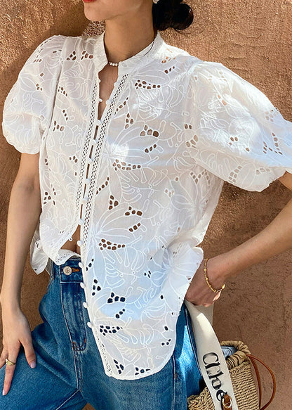 Well Tailored Shirt with a Graceful Silhouette