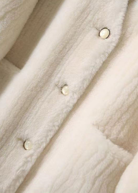 Classic Vintage Coat with a Flattering Fit