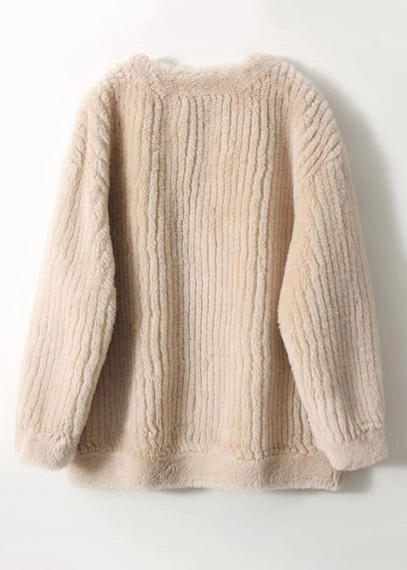 Classic Vintage Coat with a Flattering Fit