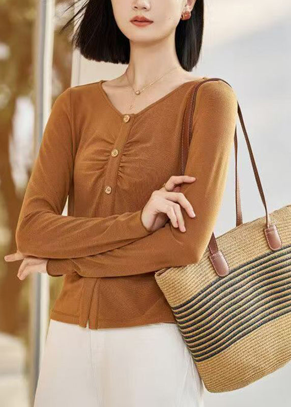 Beautifully Finished Top in a Timeless Design