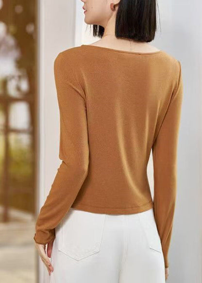 Beautifully Finished Top in a Timeless Design