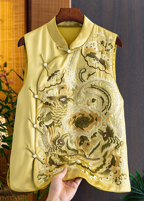 Beautifully Finished Coat in a Timeless Design