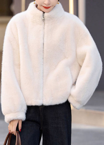 Gracefully Styled Coat for Any Occasion
