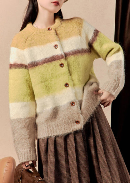 Gracefully Styled Sweater for Any Occasion