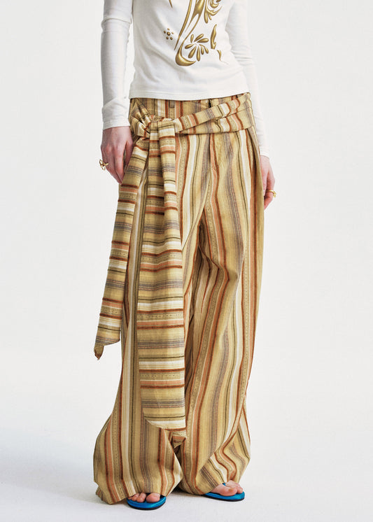 Sophisticated Pants with a Clean Classic Look