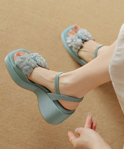 Graceful Orthopedic Sandals for Modern Look