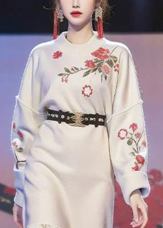 Classic Vintage Sweater with a Flattering Fit