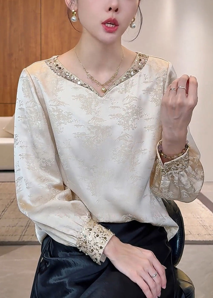Polished Top with an Effortless Classic Look