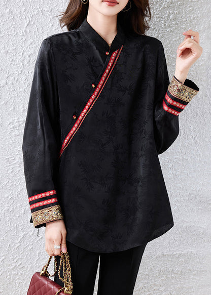 Effortlessly Elegant Blouse with a Timeless Design
